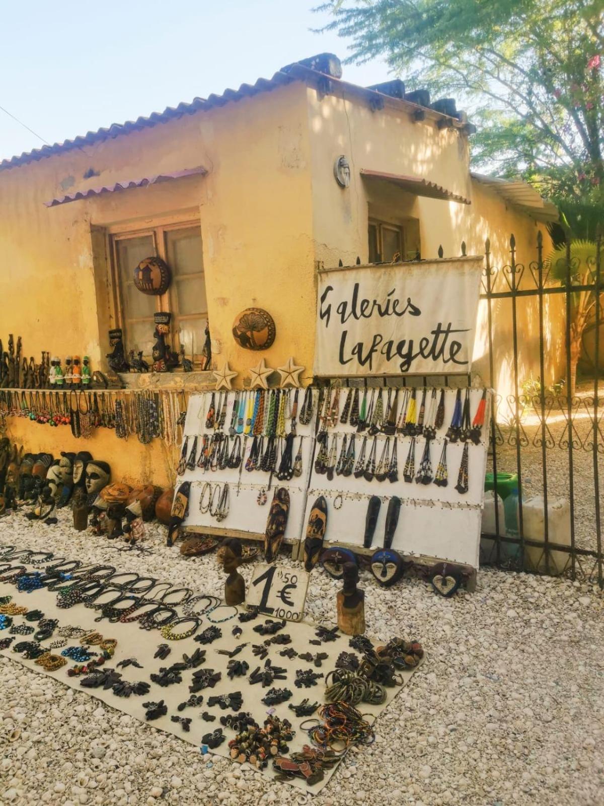 Le Dolmen De Mbour Apartment M'Bour Exterior photo